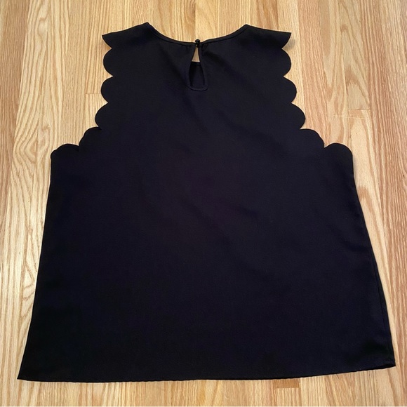 Black Sleeveless Top Size Large - Picture 4 of 5